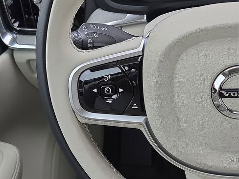 New 2026 Volvo V60 B5 Cross Country Plus w/ Protection Package Premier image 19