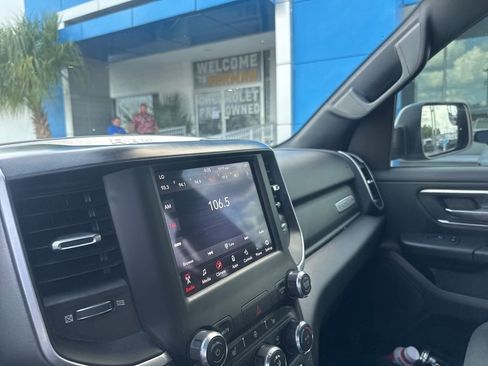 Used 2021 RAM 1500 Big Horn AWD/4WD image 14