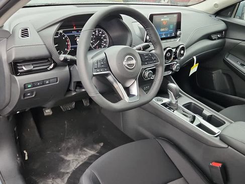 New 2025 Nissan Sentra SV image 11