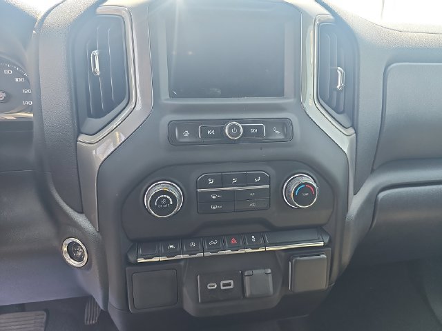 Certified 2023 Chevrolet Silverado 1500 Custom AWD/4WD image 15