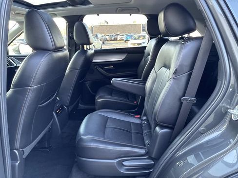 Used 2024 MAZDA CX-90 3.3 Turbo w/ Premium Package image 18