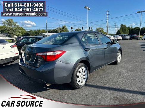 Used 2016 Toyota Corolla LE FWD image 4