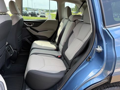 Used 2023 Subaru Forester Premium AWD/4WD image 33
