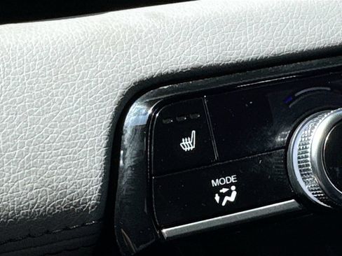 Used 2024 Honda Pilot EX-L image 19