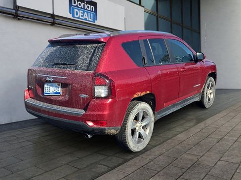 Used 2017 Jeep Compass High Altitude AWD/4WD image 3