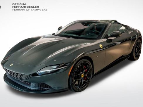 Used 2024 Ferrari Roma Spider image 1