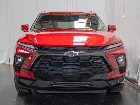 Used 2024 Chevrolet Blazer RS w/ Enhanced Convenience Package AWD/4WD image 2