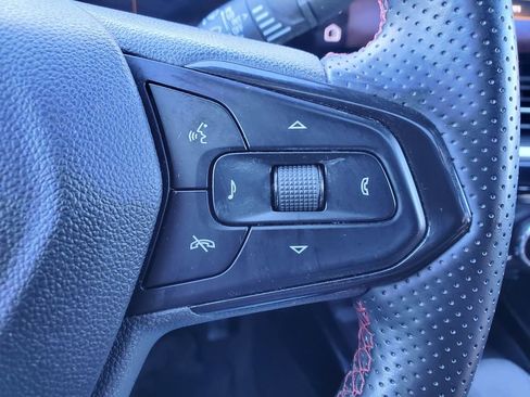 Used 2024 Chevrolet Trax RS w/ Sunroof Package image 22