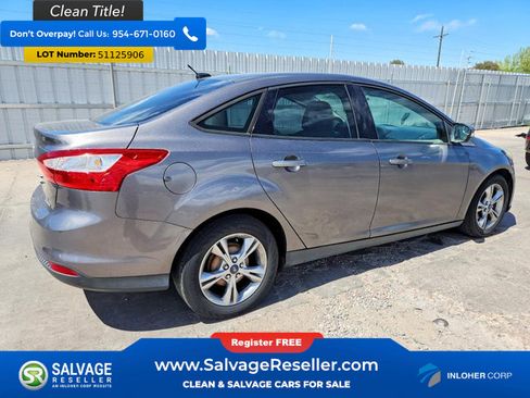 Used 2013 Ford Focus SE FWD image 4