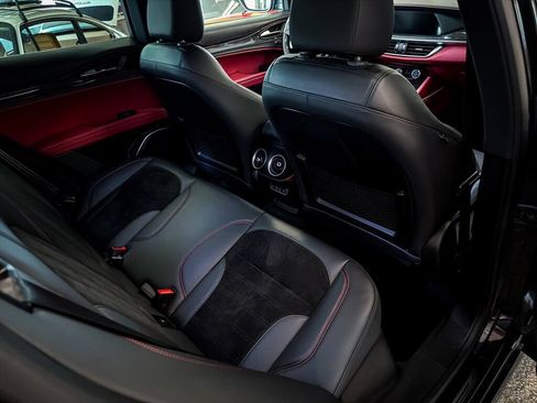 Used 2019 Alfa Romeo Stelvio Quadrifoglio w/ Driver Assist Dynamic Package AWD/4WD image 24