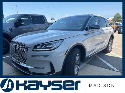 Certified 2023 Lincoln Corsair AWD w/ Equipment Group 101A image 2