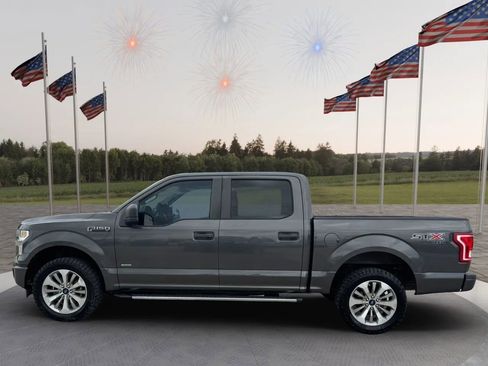 Used 2017 Ford F150 XL w/ Equipment Group 101A Mid image 9