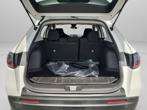 Certified 2024 Honda HR-V LX image 28