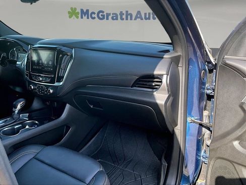 Used 2023 Chevrolet Traverse LT w/ LT Premium Package AWD/4WD image 30