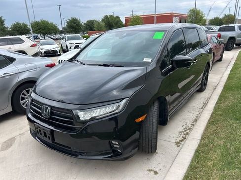 Used 2023 Honda Odyssey Sport image 6