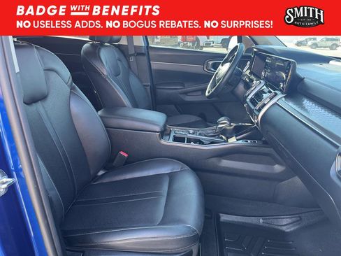 Used 2023 Kia Sorento S FWD image 10
