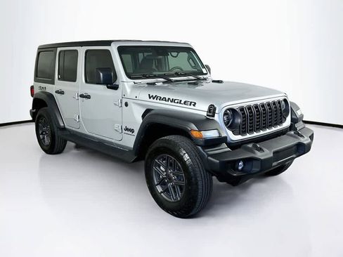 Used 2024 Jeep Wrangler Unlimited Sport AWD/4WD image 23