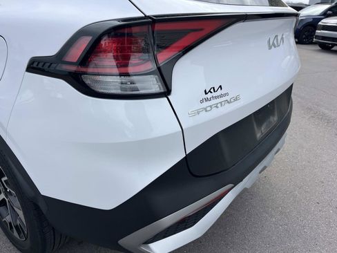 Used 2023 Kia Sportage EX image 10