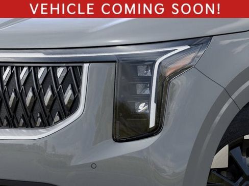New 2026 Kia Carnival EX FWD image 10