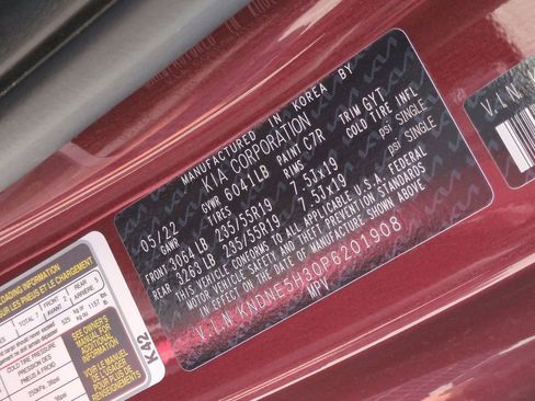 Used 2023 Kia Carnival SX Prestige image 33