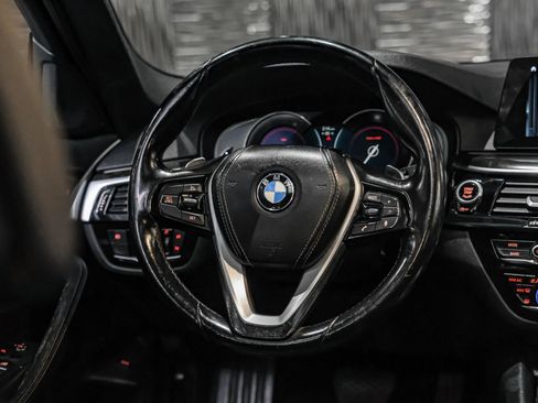Used 2017 BMW 530i RWD image 13