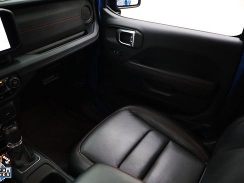 Used 2024 Jeep Wrangler Unlimited Rubicon AWD/4WD image 24