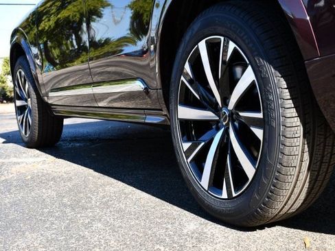 New 2026 Volvo XC90 B5 Core w/ Protection Package Premier AWD/4WD image 9