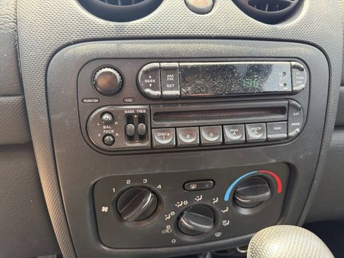 Used 2003 Jeep Liberty Sport AWD/4WD image 26