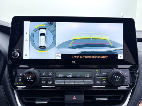 Used 2025 Toyota Grand Highlander FWD image 6