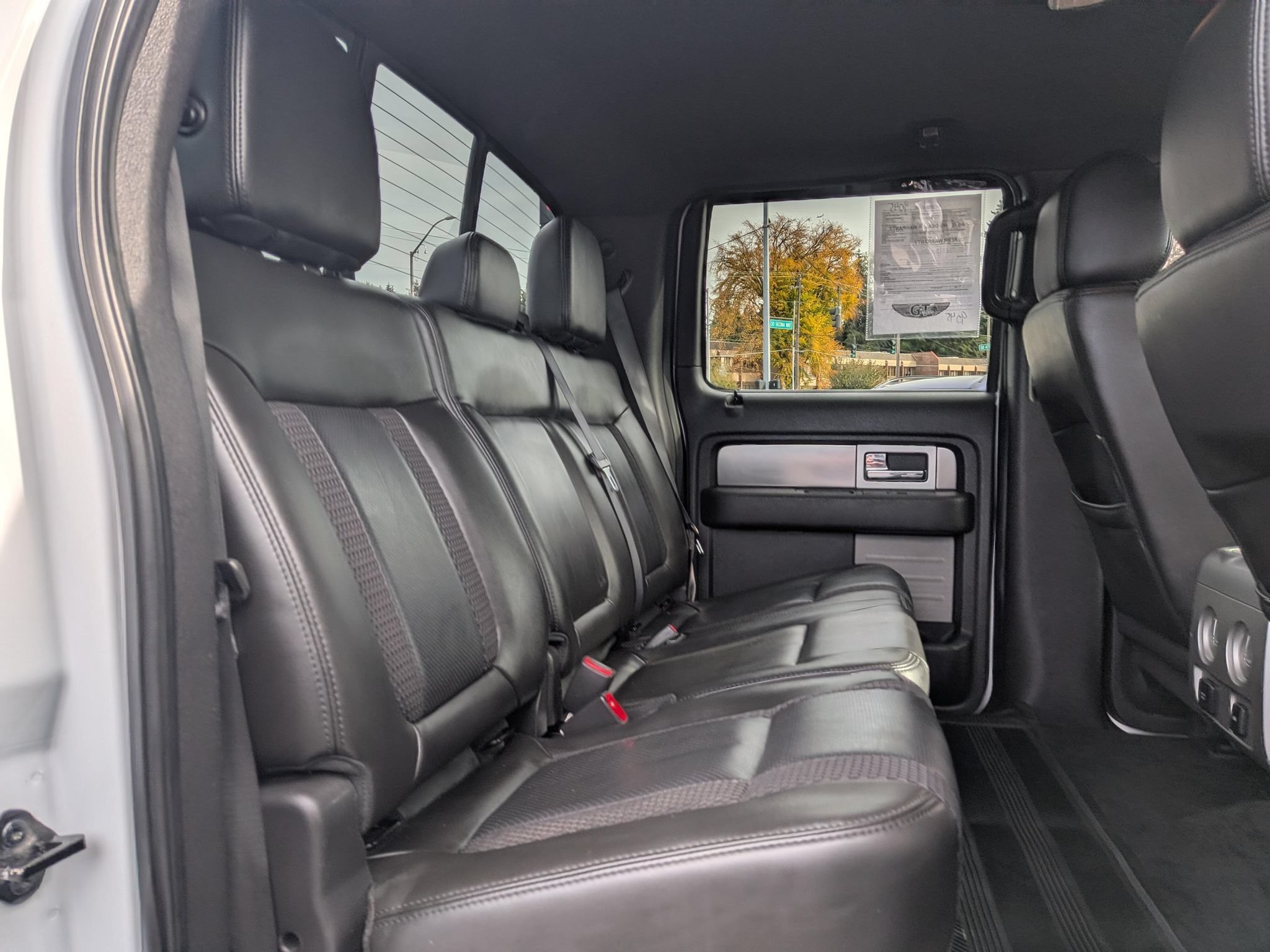 Used 2014 Ford F150 Raptor w/ Equipment Group 801A Luxury AWD/4WD image 9
