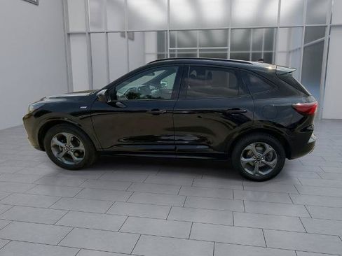 Certified 2023 Ford Escape ST-Line Select w/ Tech Pack #1 AWD/4WD image 5