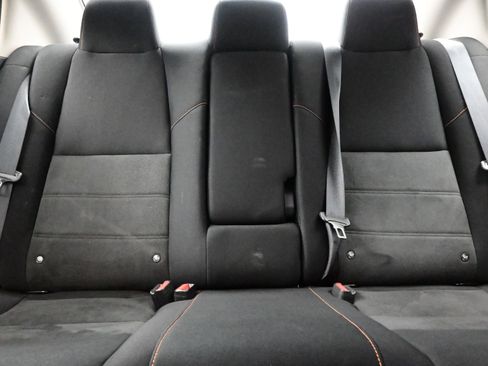 Used 2022 Nissan Sentra SR w/ Midnight Edition image 15