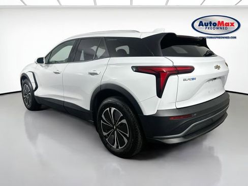 Used 2024 Chevrolet Blazer EV LT AWD/4WD image 5