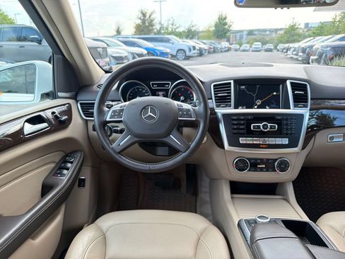 Used 2015 Mercedes-Benz ML 250 BlueTEC 4MATIC image 34