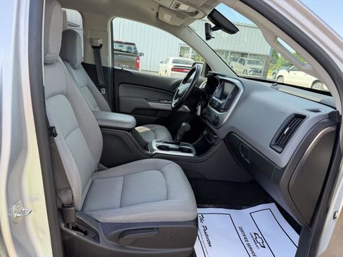 Used 2017 Chevrolet Colorado LT AWD/4WD image 20