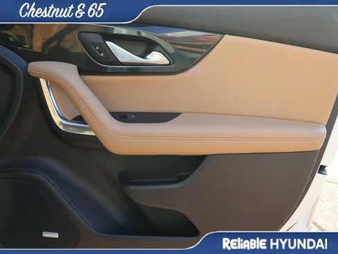 Used 2022 Chevrolet Blazer Premier w/ Enhanced Convenience Package AWD/4WD image 8