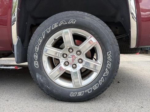 Used 2014 GMC Sierra 1500 SLT w/ Driver Alert Package AWD/4WD image 9