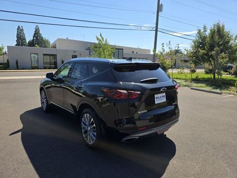 Used 2019 Chevrolet Blazer Premier w/ Driver Confidence II Package FWD image 7