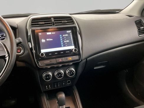 Used 2024 Mitsubishi Outlander Sport SE AWD/4WD image 9