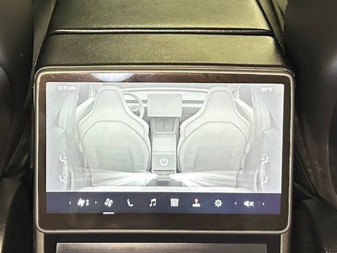 Used 2024 Tesla Model 3 Performance image 31