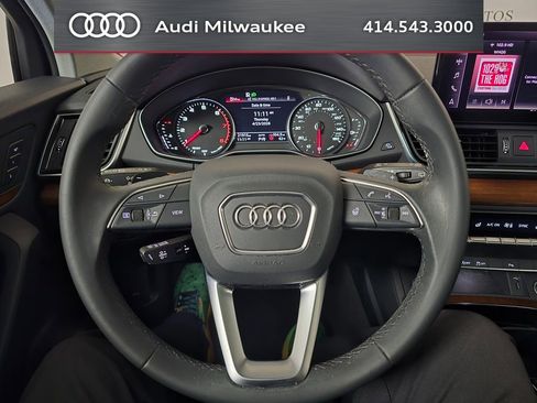 Used 2023 Audi Q5 2.0T Premium w/ Convenience Package AWD/4WD image 27
