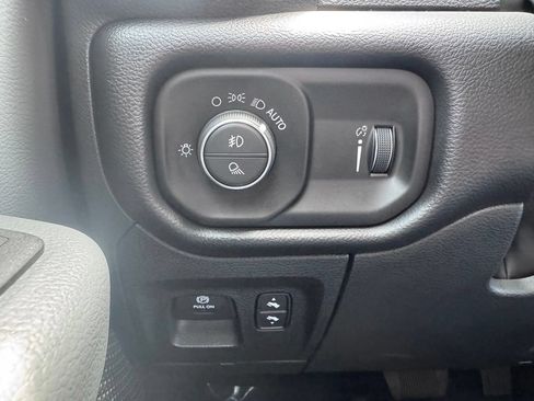 Used 2022 RAM 1500 Big Horn AWD/4WD image 24