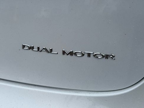 Used 2021 Tesla Model 3 Long Range image 8