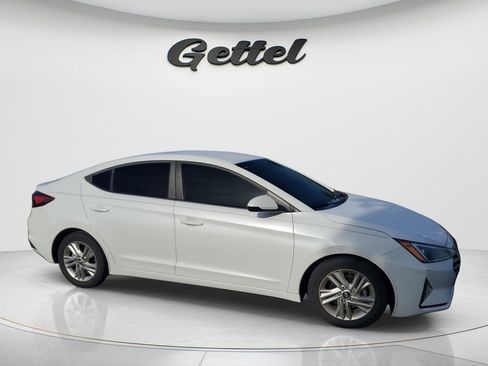 Used 2019 Hyundai Elantra SEL image 2