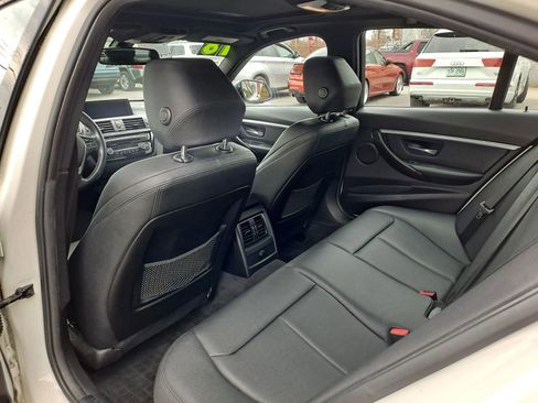 Used 2018 BMW 328d Sedan image 9