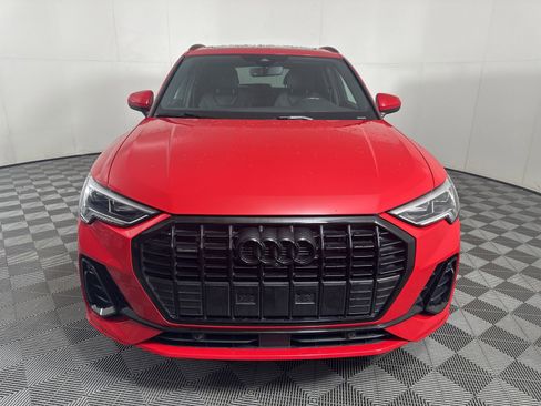 Used 2024 Audi Q3 2.0T Premium Plus image 2