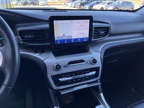 Used 2023 Ford Explorer XLT w/ Equipment Group 202A image 16