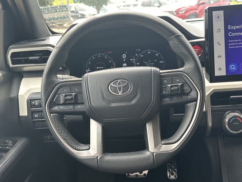 Used 2024 Toyota Tacoma TRD Sport AWD/4WD image 16
