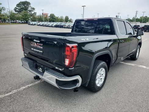 Used 2023 GMC Sierra 1500 SLE AWD/4WD image 3