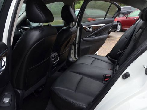 Used 2018 INFINITI Q50 Luxe RWD image 10